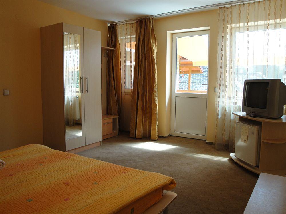 Suri Guesthouse Brassó Kültér fotó