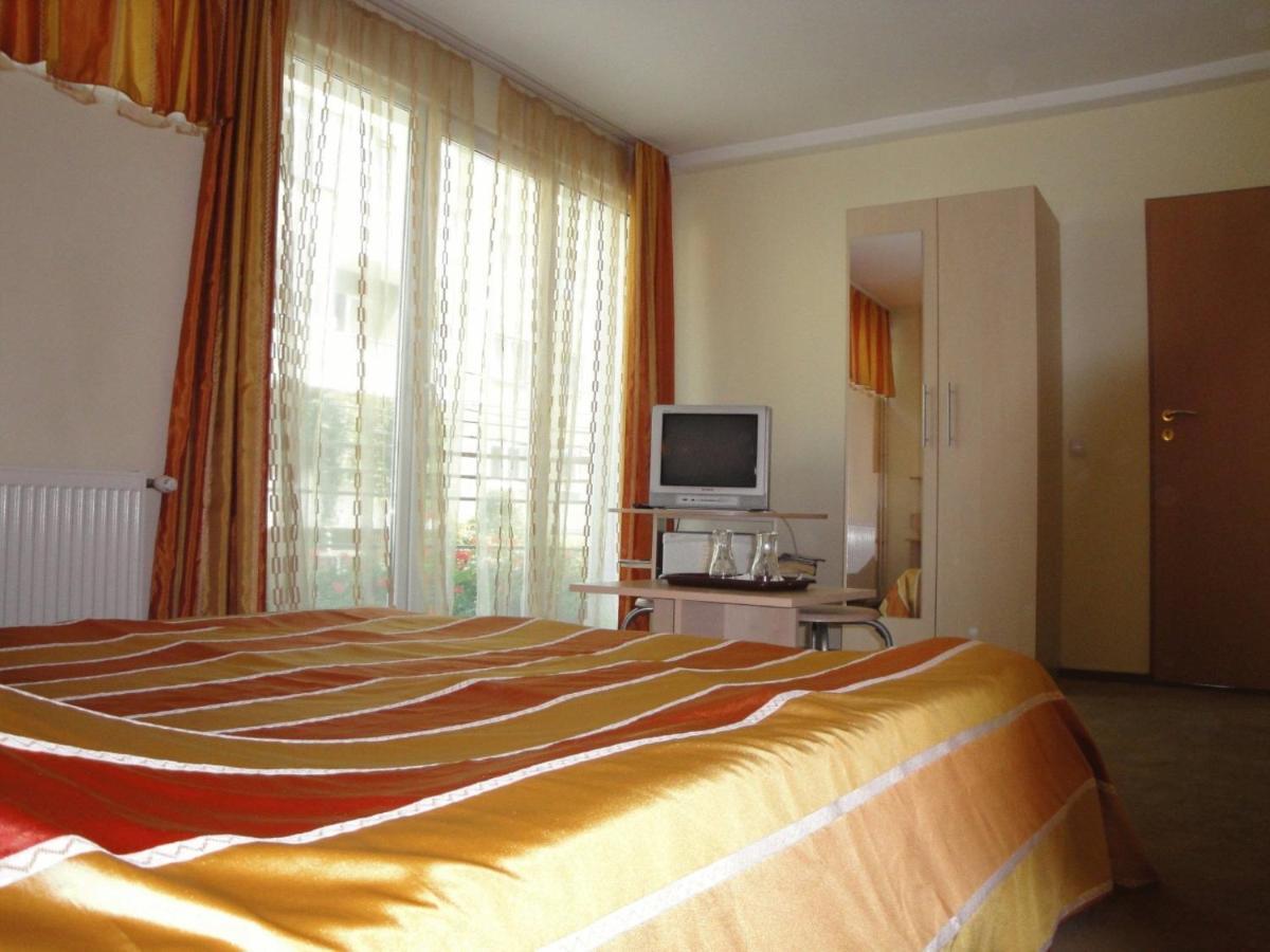 Suri Guesthouse Brassó Szoba fotó