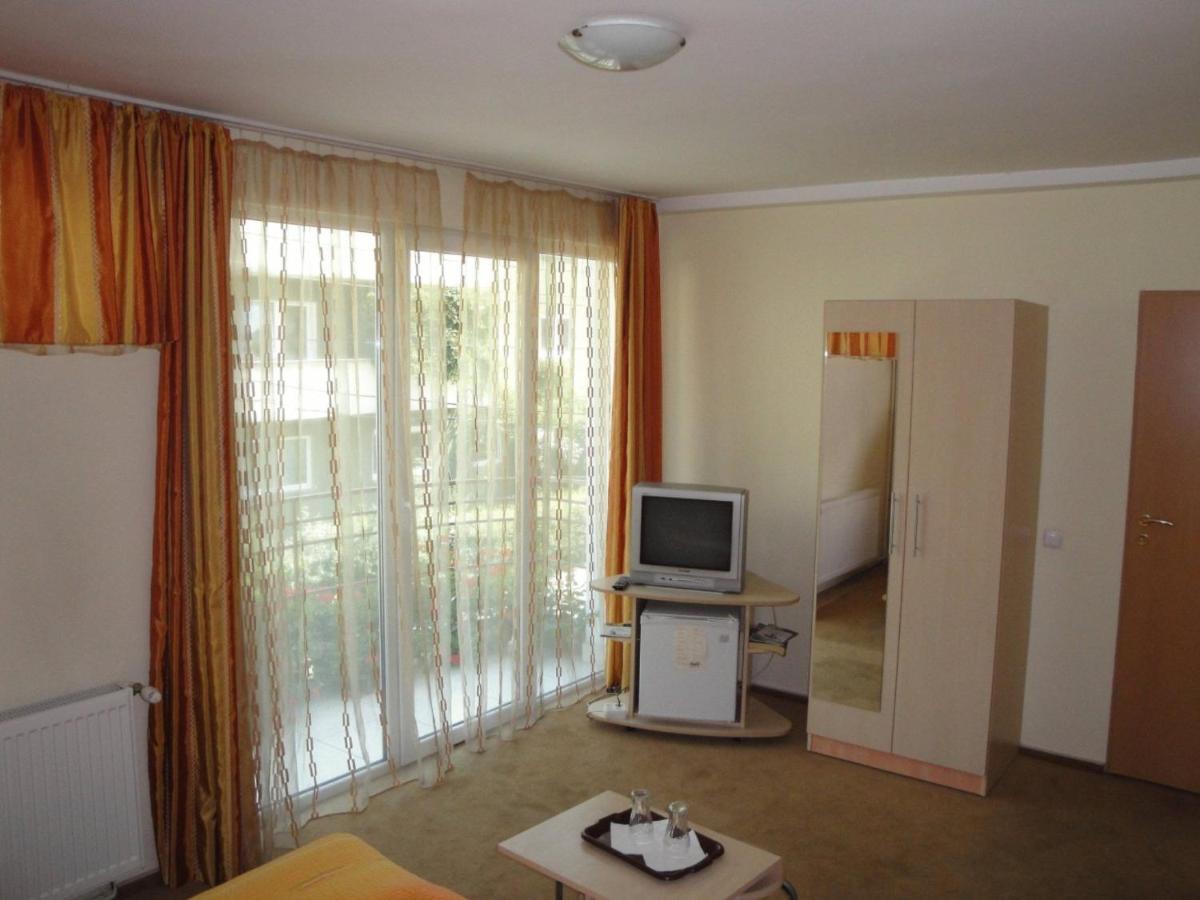Suri Guesthouse Brassó Kültér fotó
